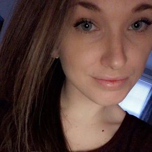 Meet your Posher, Aimee